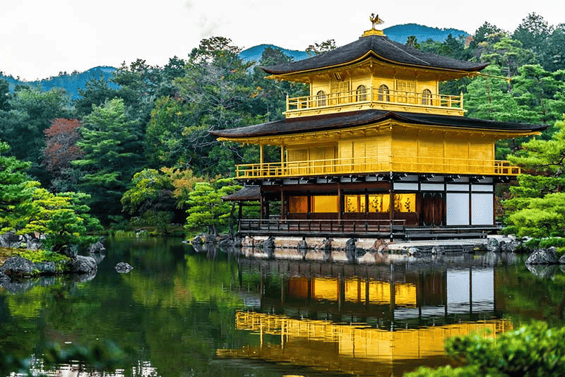 Những ngôi đền chùa cổ kính tại Nhật Bản.