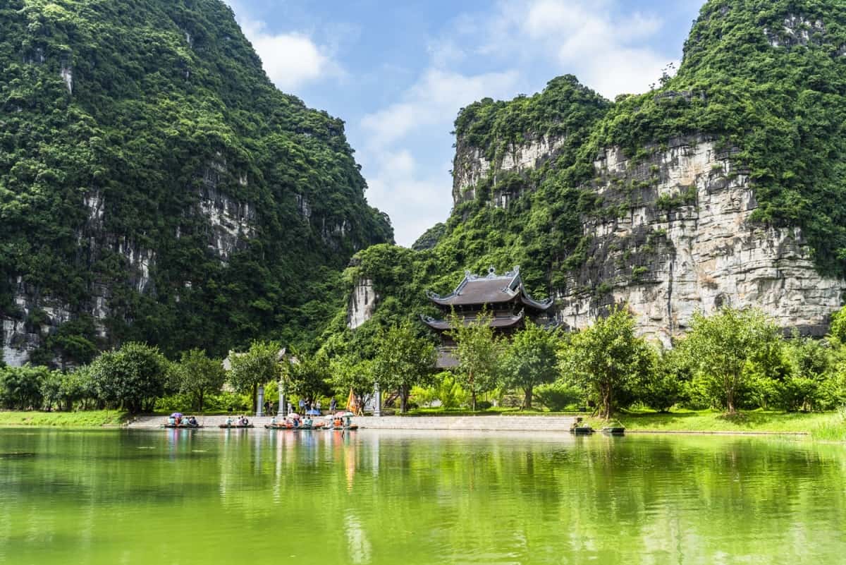 Tại sao Việt Nam trở thành điểm du lịch phổ biến?