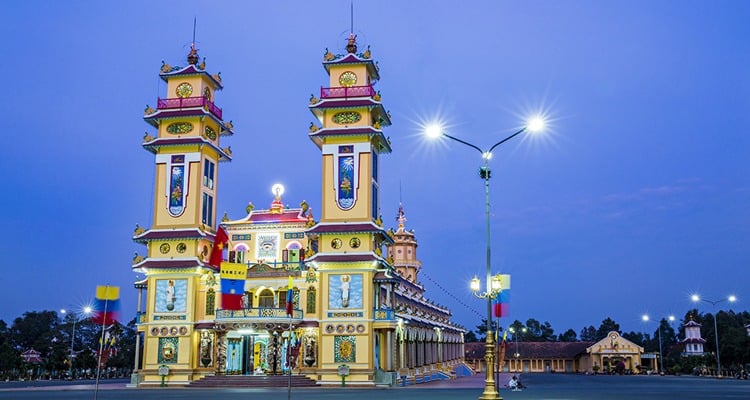 Kiến trúc đặc trưng của Tòa Thánh Tây Ninh